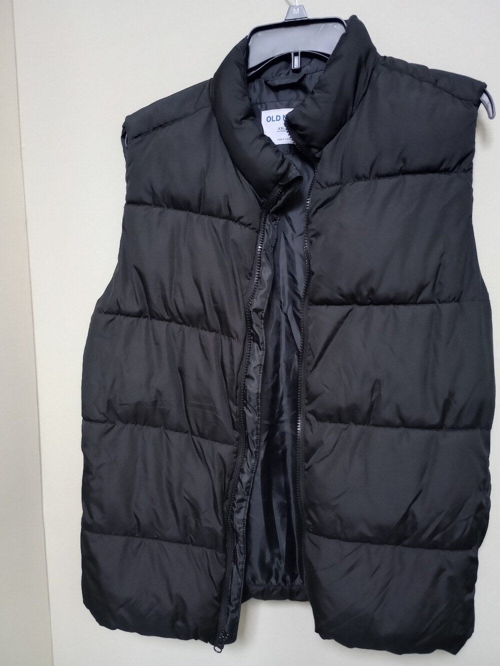 Old Navy Boy's Black Puffer Vest Size XXL(18)